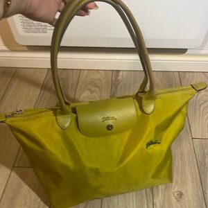 Authentic Longchamp le pliage bag